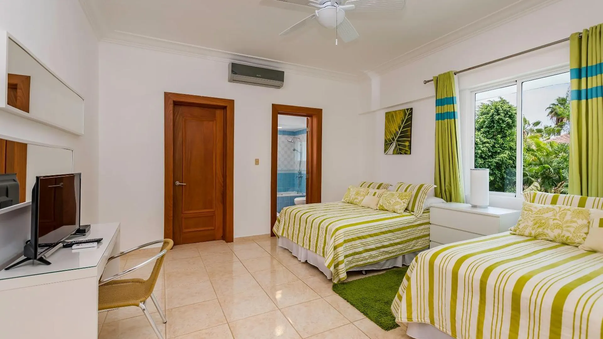 Exclusive Punta Cana Resort And Club Pool Villas