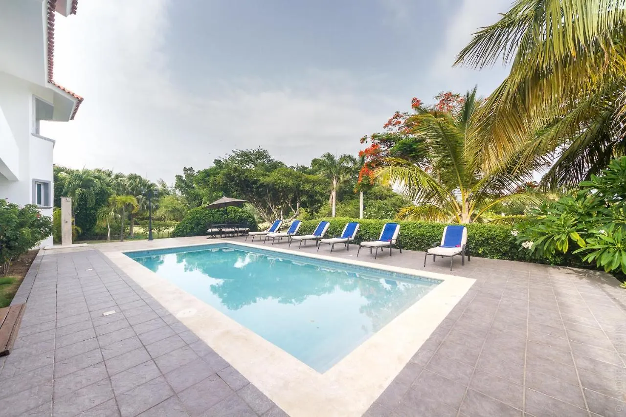 Exclusive Punta Cana Resort And Club Pool Villas