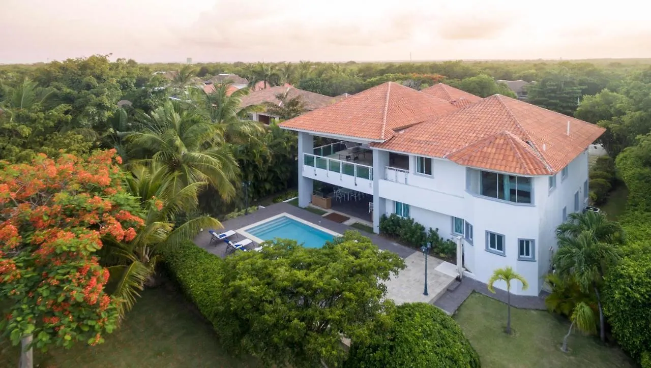Exclusive Punta Cana Resort And Club Pool Villas