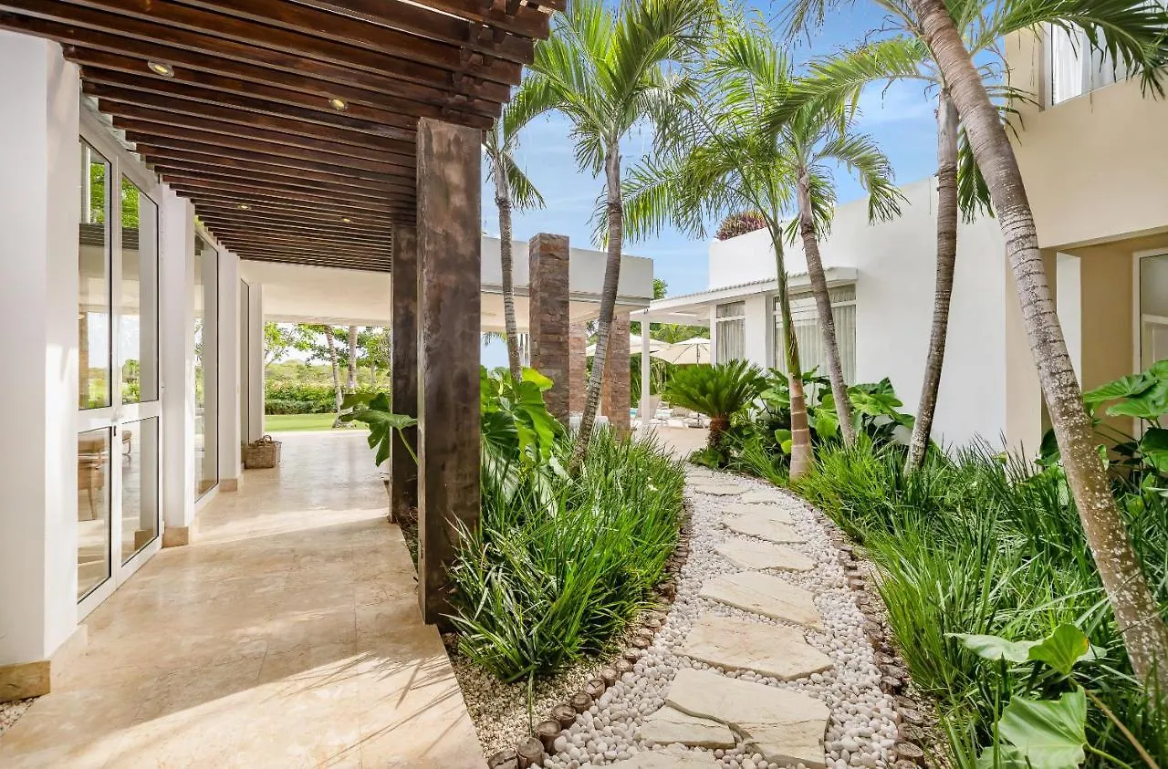 Exclusive Punta Cana Resort And Club Pool Villas