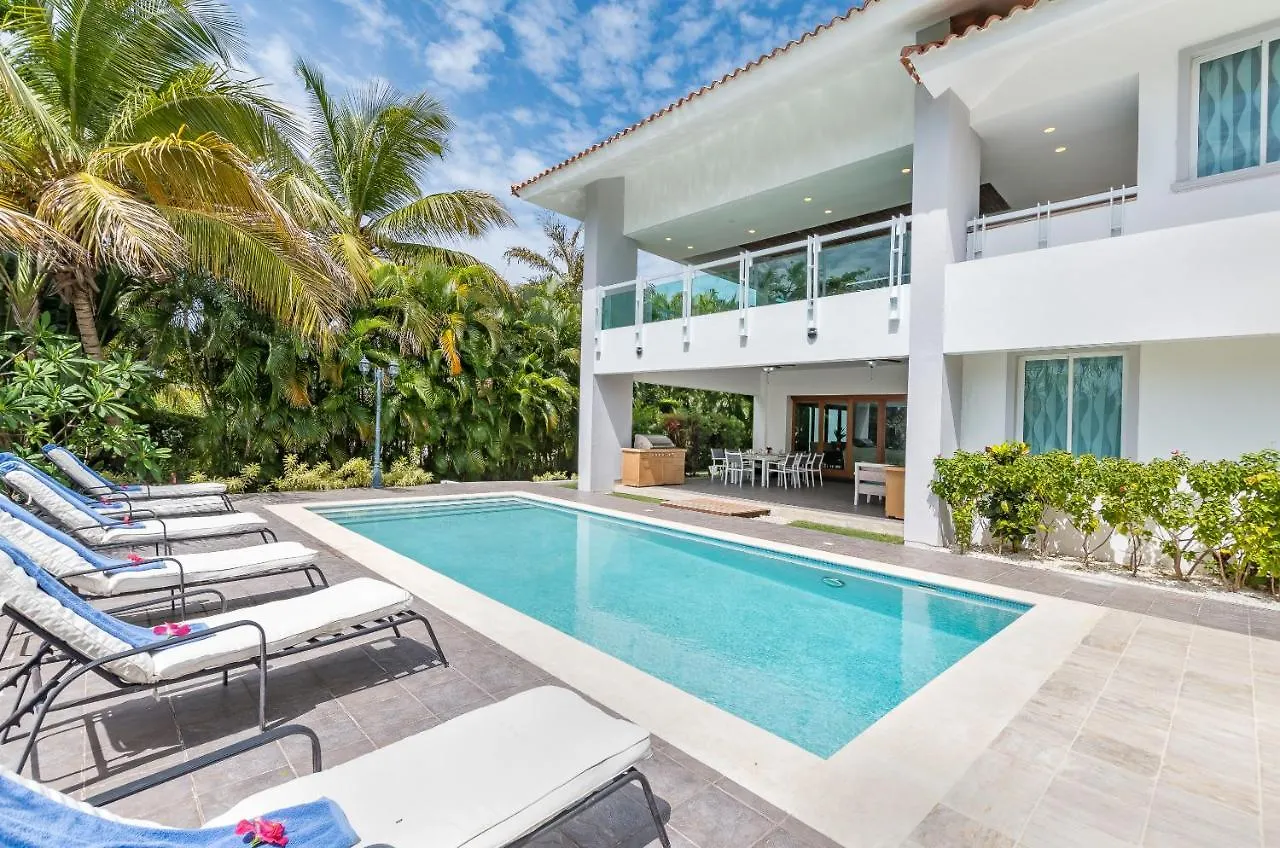 Exclusive Punta Cana Resort And Club Pool Villas