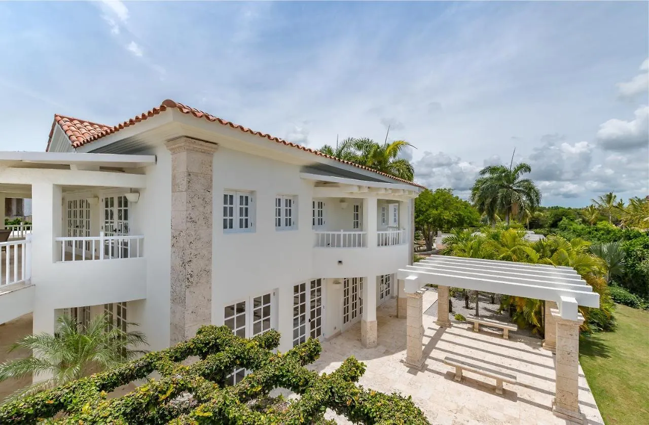 Exclusive Punta Cana Resort And Club Pool Villas