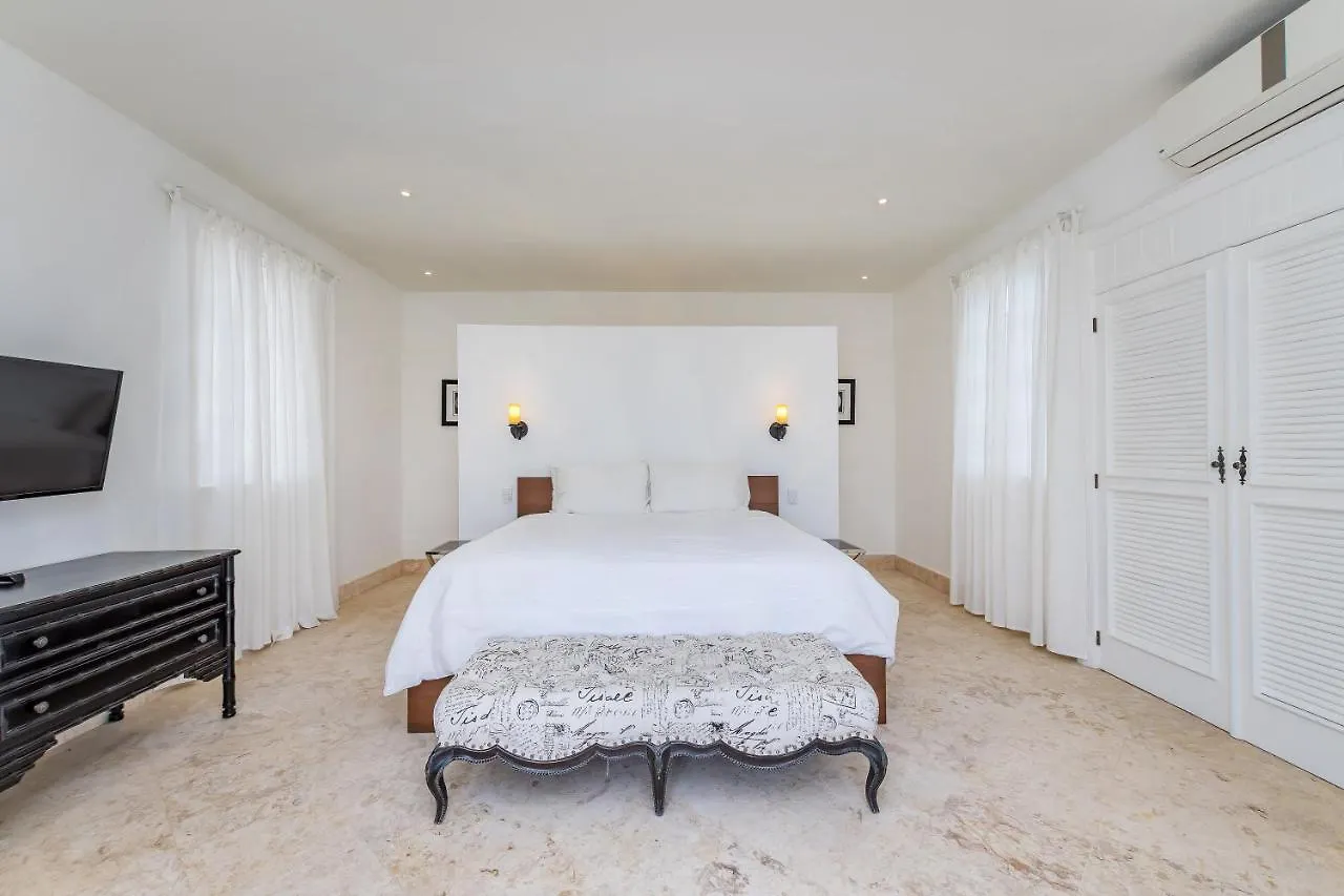 Exclusive Punta Cana Resort And Club Pool Villas 0*,  Dominican Republic